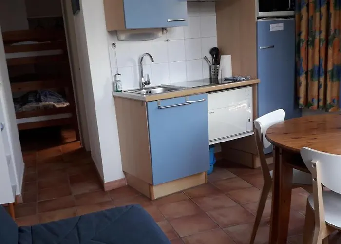 La Grande Bleue Apartment *