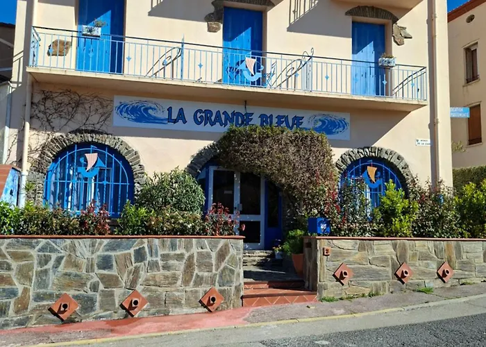 Apartment La Grande Bleue *